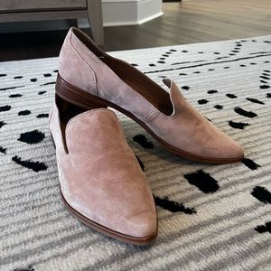 Treasure & Bond light pink suede mule shoes